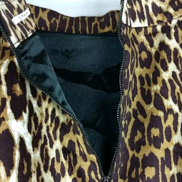 T Tahari pleated a-line leopard print skirt - Picture 4 of 8